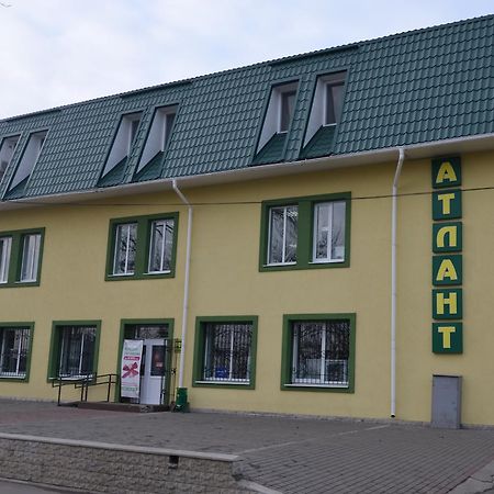 Atlant Hotel Ostroh Exterior foto